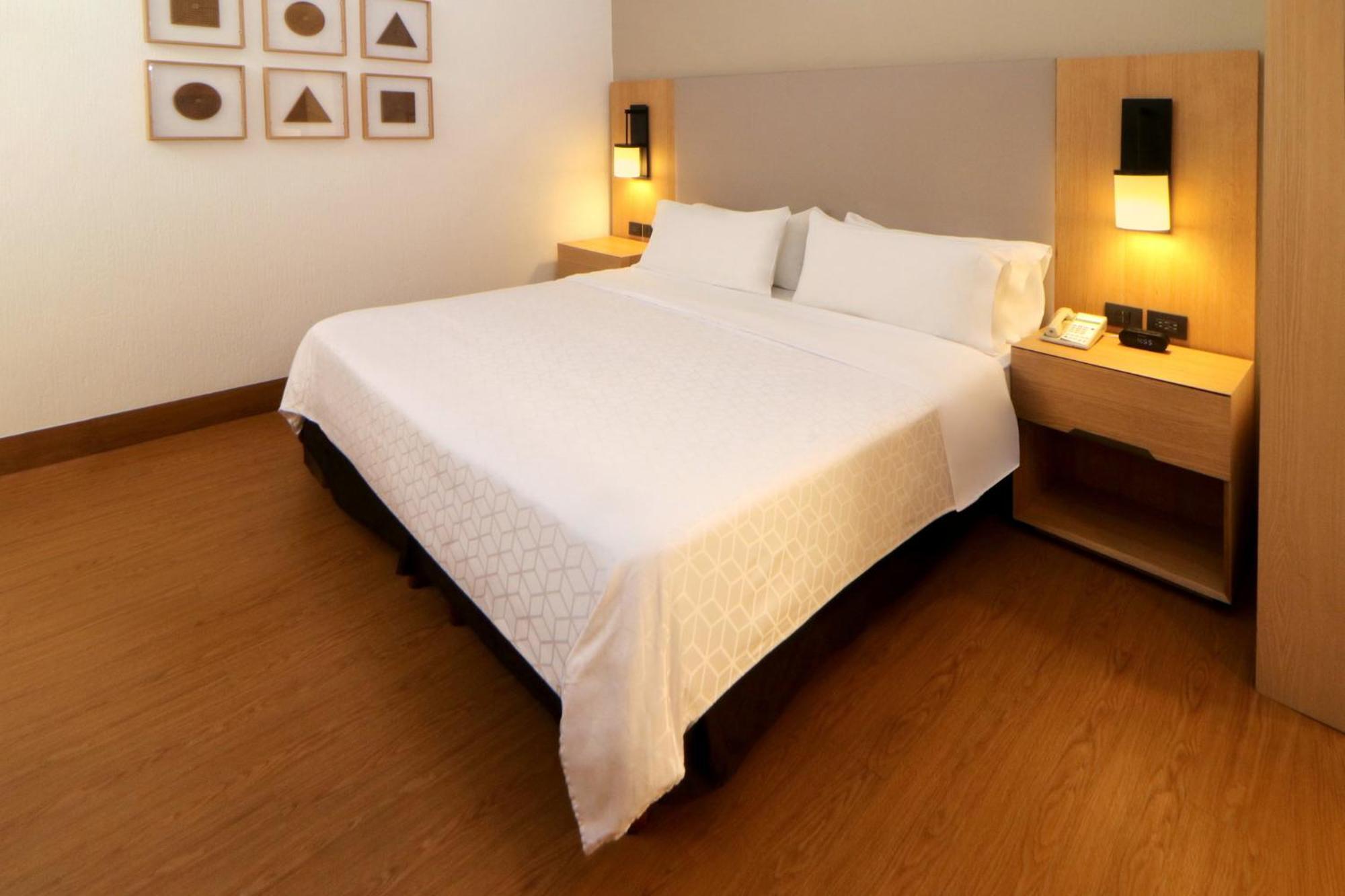 Holiday Inn Tijuana Zona Rio By Ihg Extérieur photo